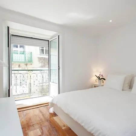 Santana With Balcony Apartament