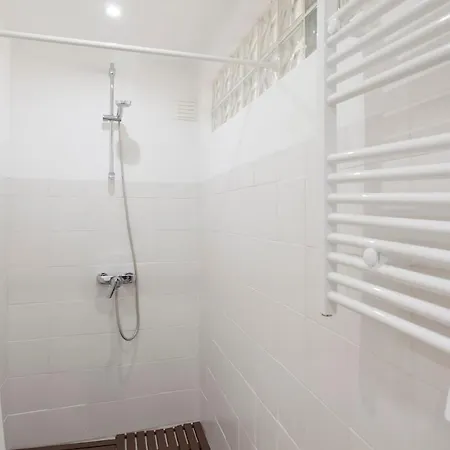 Santana W/ Balcony Лісабон