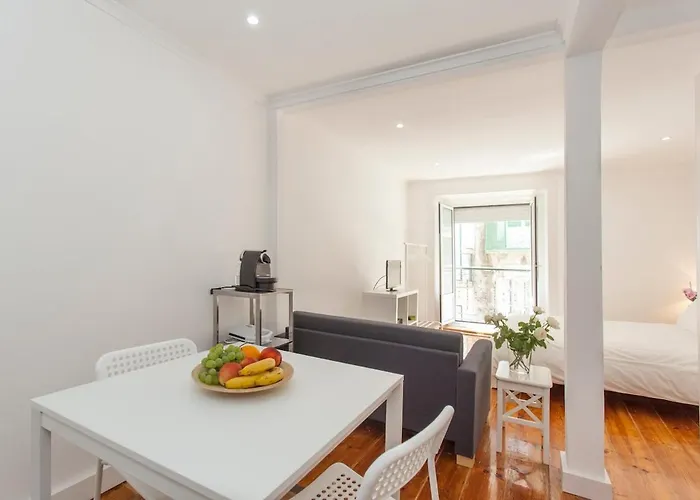 Santana W/ Balcony *