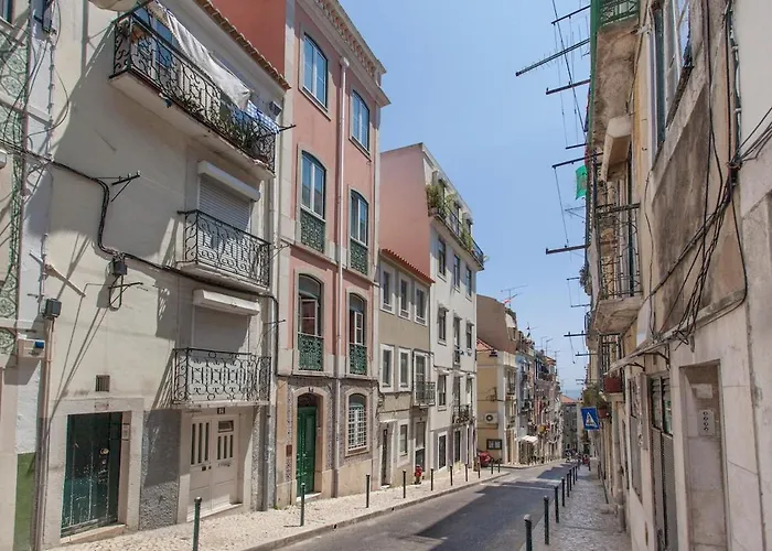 Santana W/ Balcony Lisboa