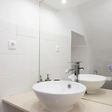 Santana Studio W/ Balcony * Lisboa